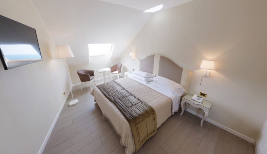 Royal Double Attic Suite full double bed