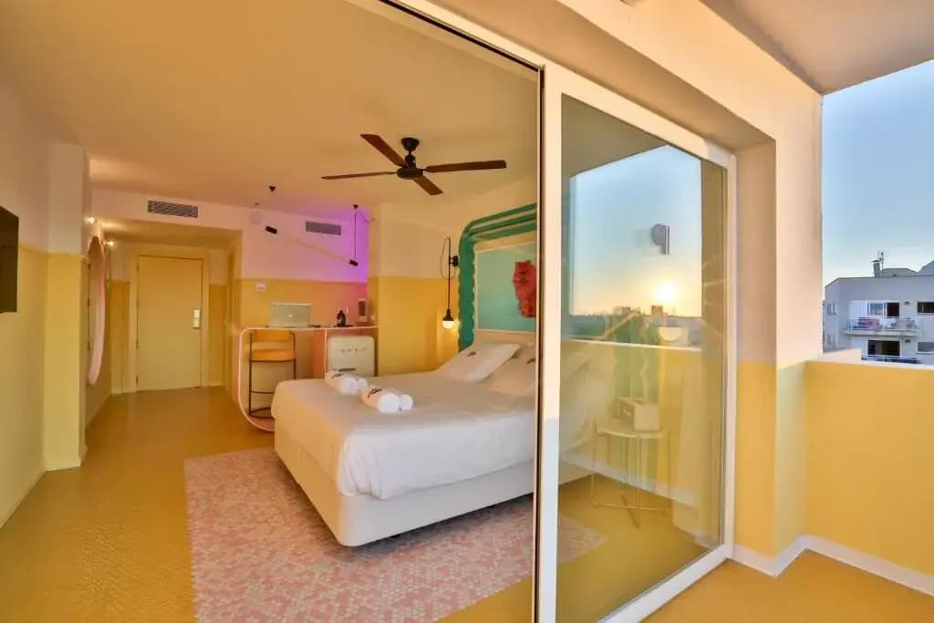 Double Junior Suite full double bed
