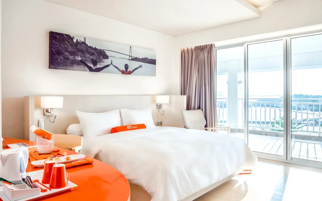 Harris Double room with sea view full double bed