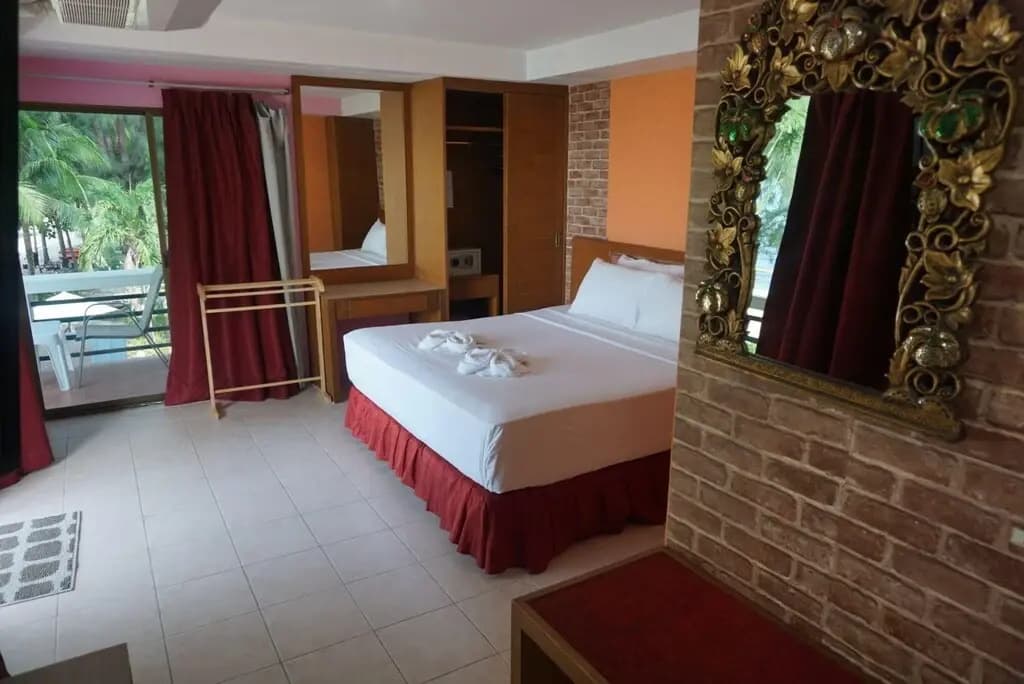 Double room with sea view full double bed