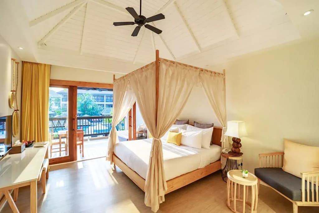 Tropical Canopy Double room full double bed