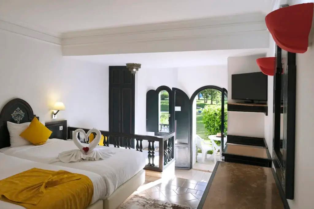 Triple room