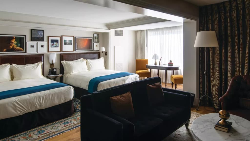 Salon Quadruple room