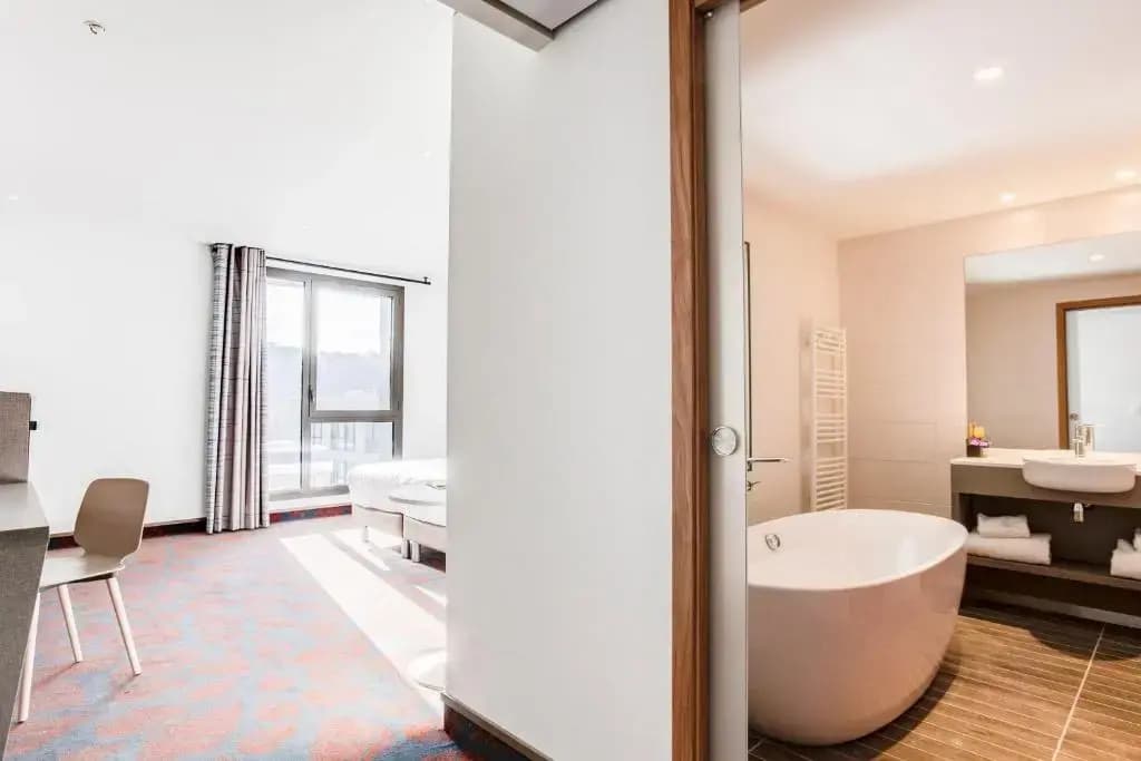 Hotel photo 11