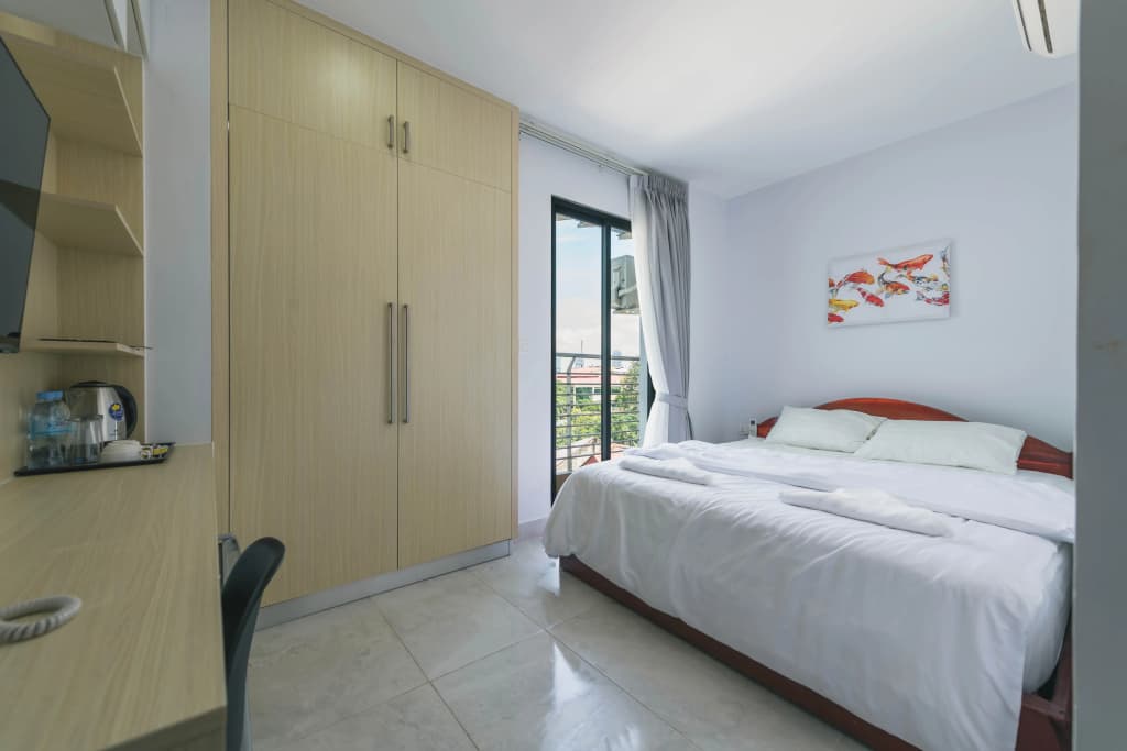Standard Double room with balcony full double bed