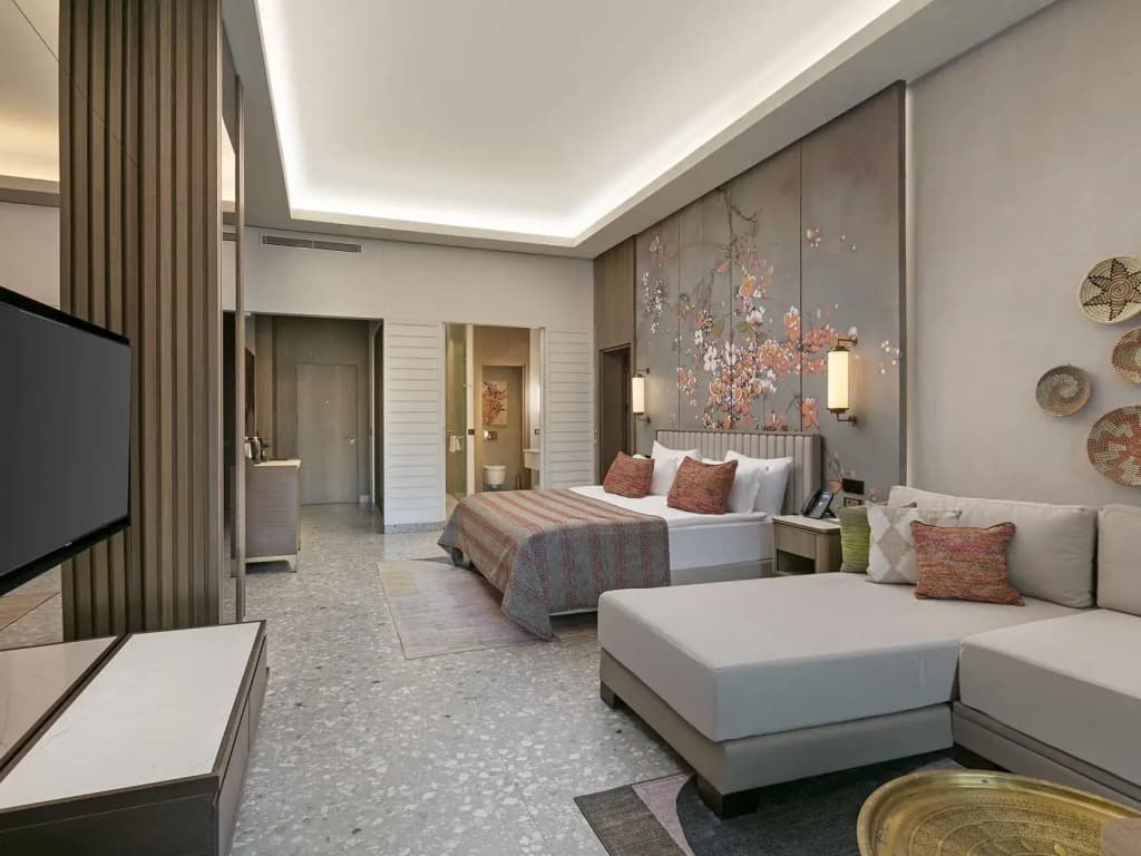 Swim-Up Family Quadruple Suite