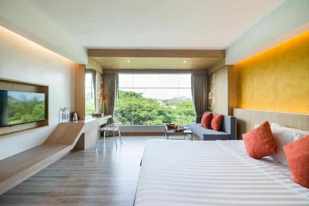 Hotel photo 12