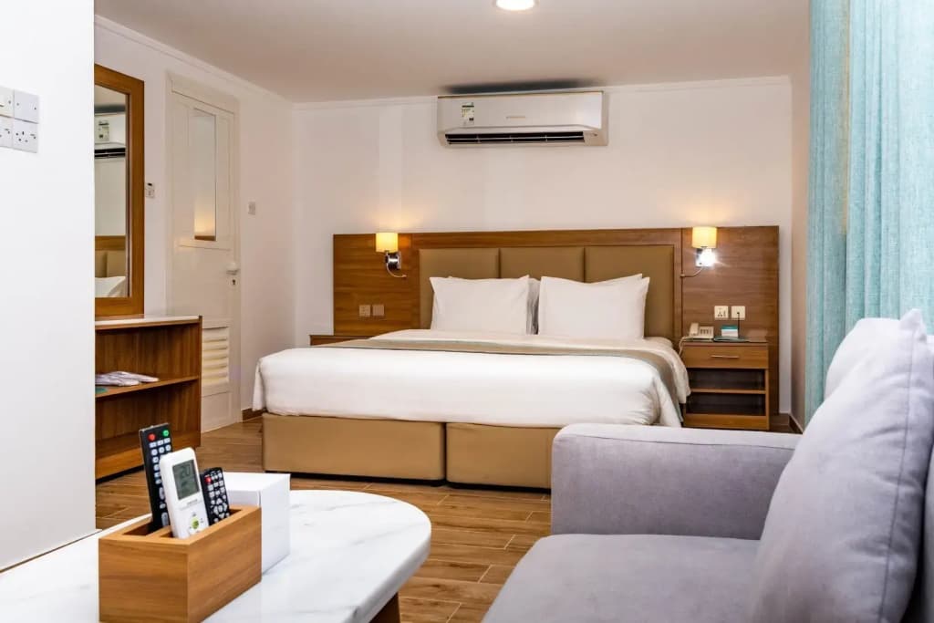 1 Bedroom Double Chalet full double bed