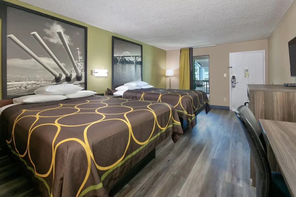 Non Smoking Quadruple room