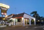 Highway Motor Inn