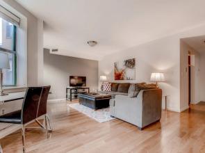 Global Luxury Suites at Riverwalk