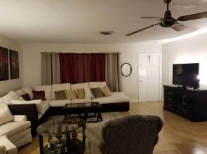 2Bed 2Bath Half Duplex Home