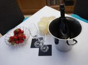 Apartment & Room Miljković