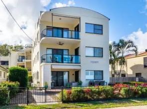 Waterfront views from private rooftop balcony - Bayview South Esp, Bongaree