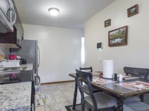 Best Vacation Home In Heart Of Downtown