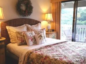 Hale Moi 101 by RedAwning