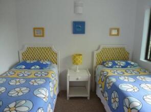 VIEWS VIEWS VIEWS! Front Top Floor Waterfront Unit - Chnook Apartments South Esp, Bongaree