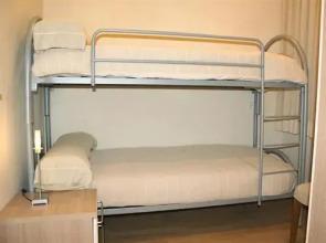 Classbedroom Bonanova Apartment