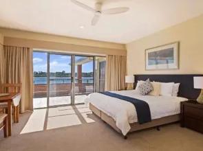 Ana Mandara Luxury Bed & Breakfast