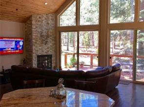 2380 Alice Lake - 3 Br Cabin