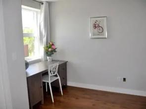 Le Mont-Royal Lounge by HomeInMontreal