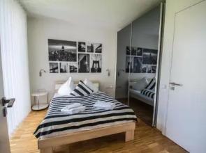 Ruterra Apartment with Garage