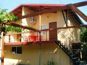 Guest House on Parkovaya ulitsa