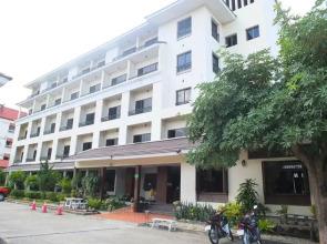 Baan Khun Poh Hotel New Building(บ้าน คุณพ่อ โฮเต็ล)