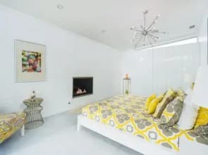 Palm Springs 2BR Stunner with Pool by RedAwning