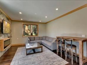 Bijou Lodge 5 Bedrooms 4 Bathrooms Home