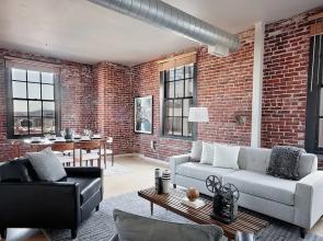 Dalton Apartments by Barsala