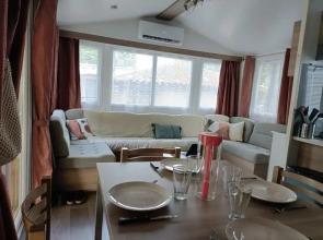 Mobil-home camping 4 étoiles La carabasse Vias