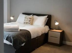 OnPoint -Spacious 2 Bedroom Apt With Parking/Balcony