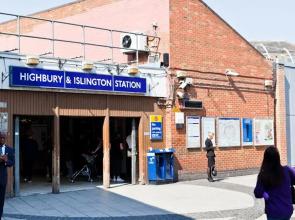 Modernised Apartments 1 and 2 Bedrooms Option Terrace and Balcony High Street