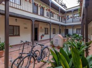 Lumbreras Deluxe Suite by Valcambre