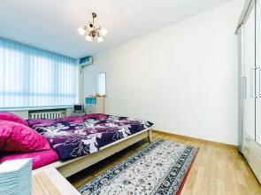 Hotrent Lesi Ukrainky 36B