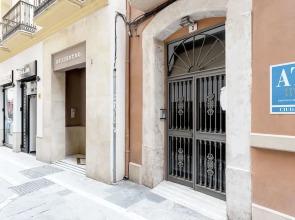 Modern Apartment in Prime Location. Marín García III