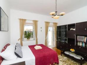 Apartments Davor