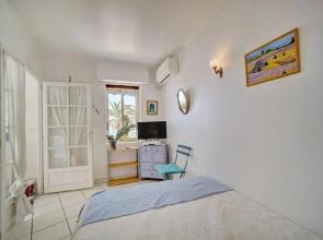 CHARMANT 2 PIECES AVEC TERRASSE VUE MER l! A1B120