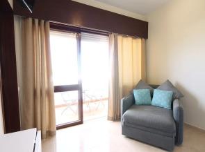 12 Torralta Apartment