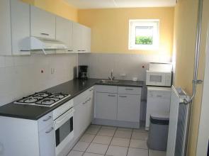 Tidy Bungalow With Dishwasher, Close to the Water