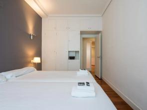 Ibarrola Apartment by People Rentals