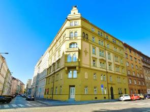 Terra Bohemia Apartment