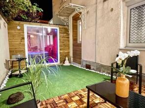 Unique - SPA - 4 Pers - NETFLIX - Gare