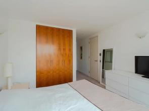 Stylish Modern 2 Bedroom Apartment