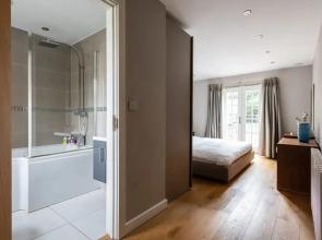 The Norfolk Townhouse - Large & Stunning 5BDR Mews Home on Private Street