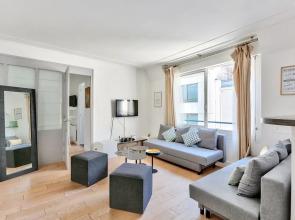 37 - Luxury Flat Montaigne