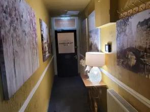 The Residence - NO 8