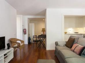 Belem Apartment with Private Parking