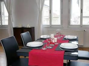 The Suite Prague Castle Apartment